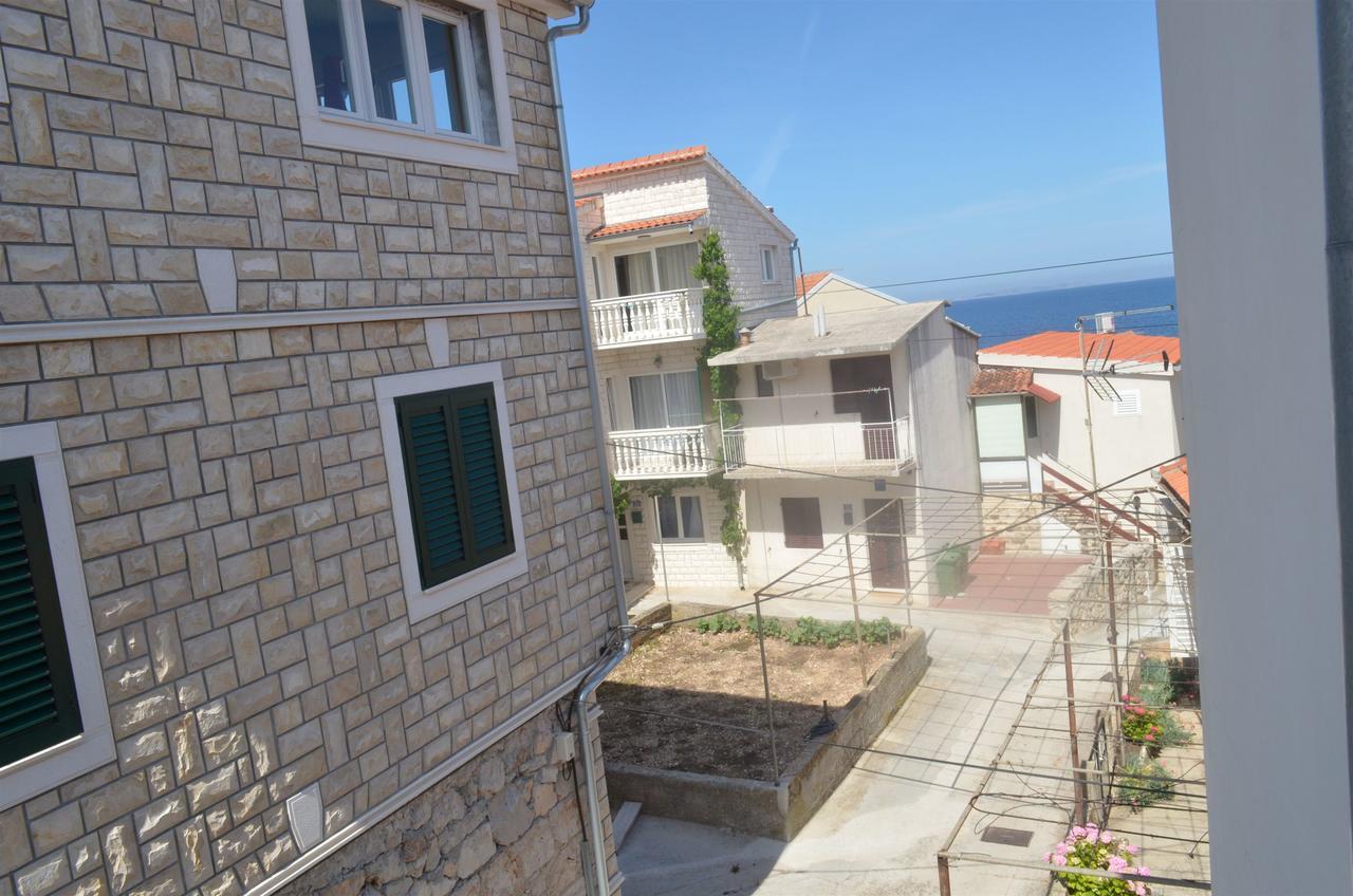Apartments And Rooms Jakov プリモシュテン エクステリア 写真